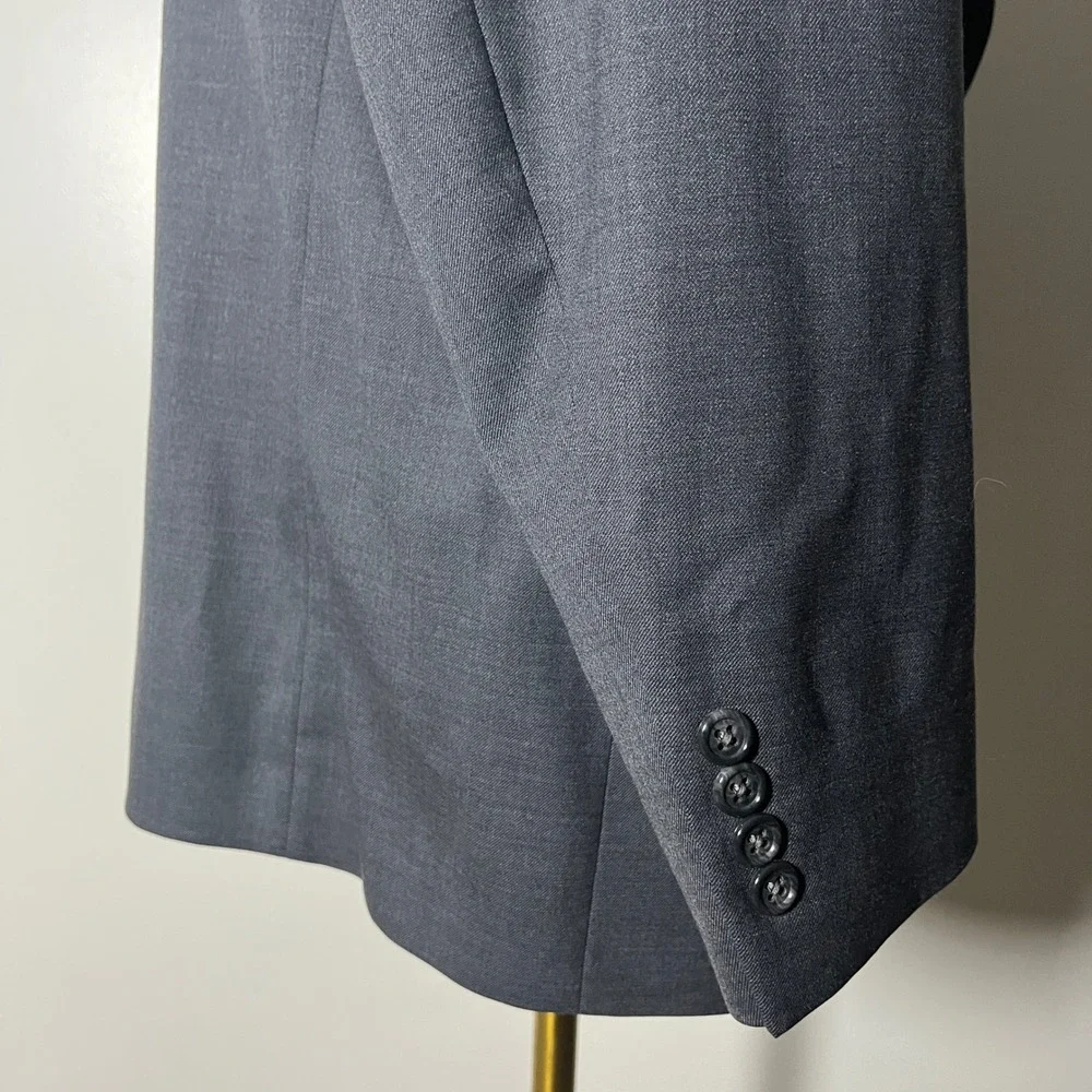 Hart Schaffner Marx Suit Mens 44S W39 Gray Solid Wool Two Button USA Made